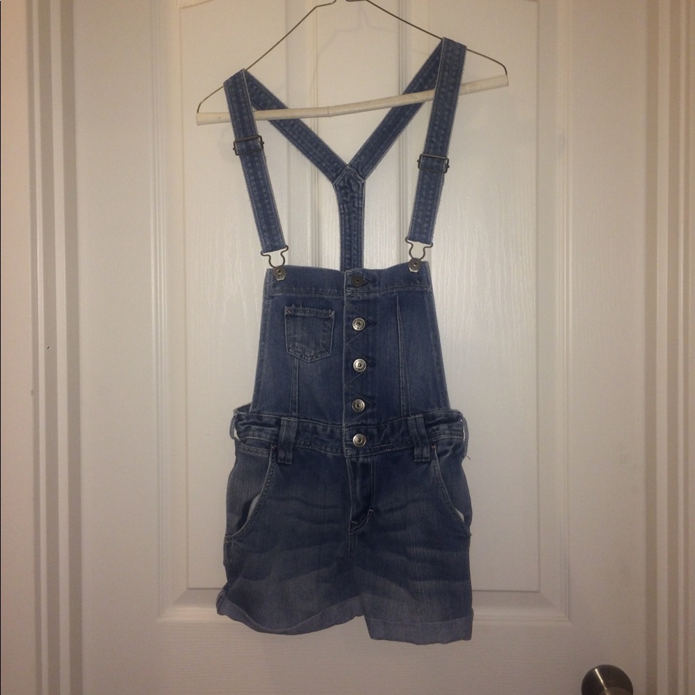 Short overalls